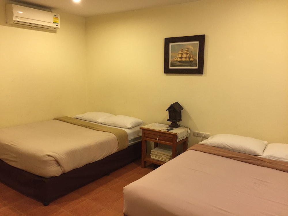 Quadruple Room photo 3
