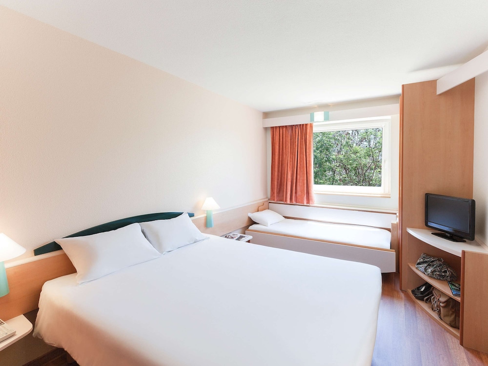 Room, Multiple Beds photo 2