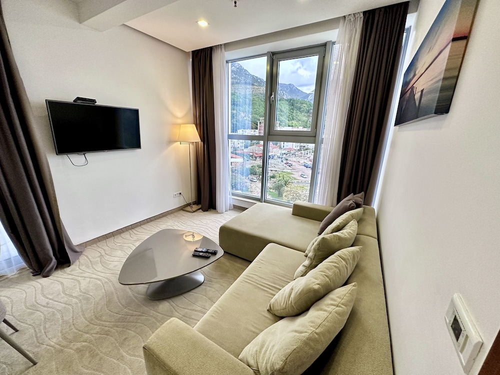 Panoramic Apartment, Balcony, Sea View photo 1