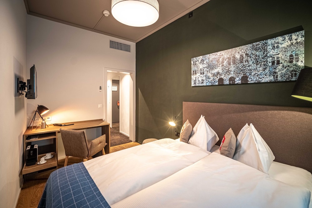 Classic Single Room, 1 Large Twin Bed, Non Smoking photo 2