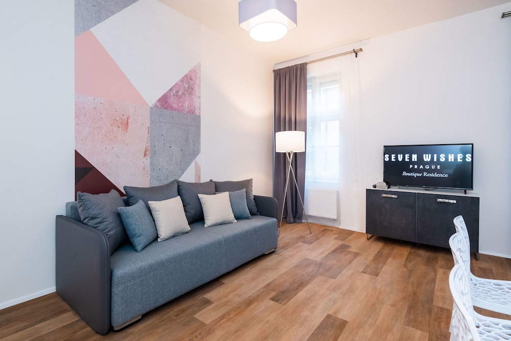 Family Apartment, Multiple Beds thumbnail 5