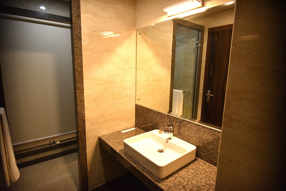 Deluxe Room - Photo 2