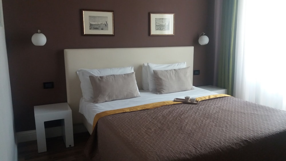 Superior Room (Queen) photo 1