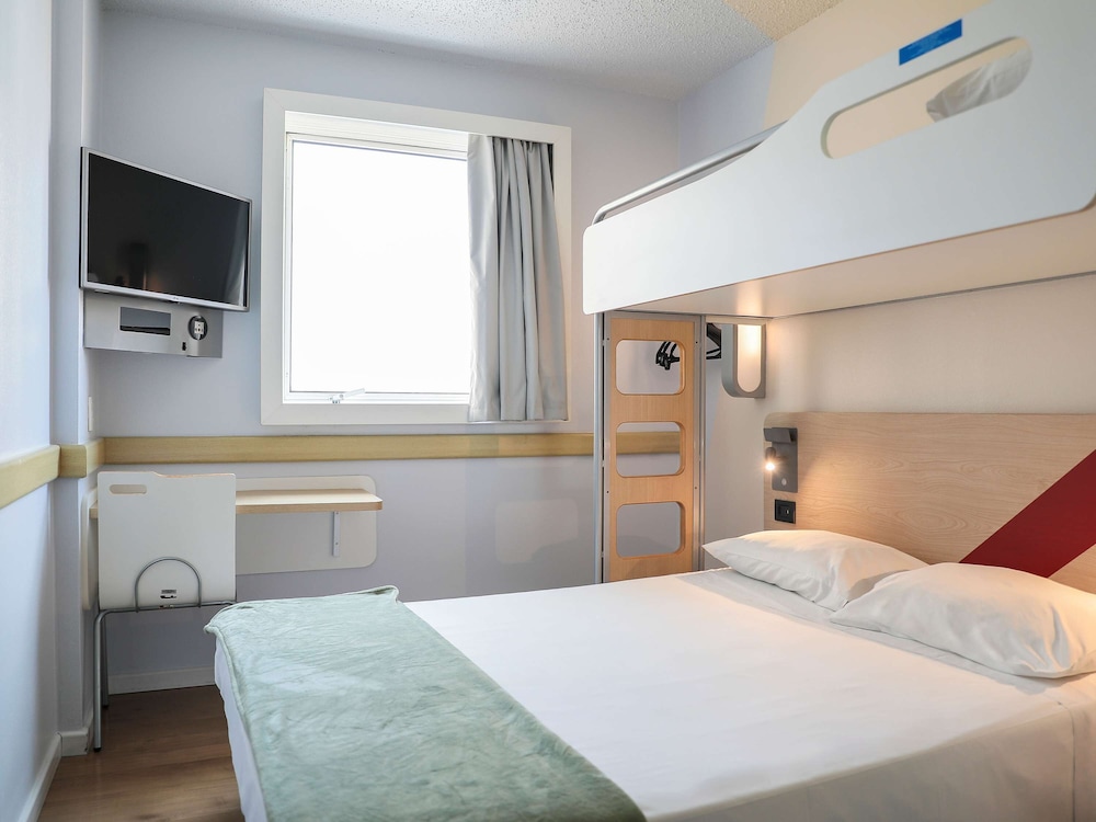 Standard Room, Multiple Beds