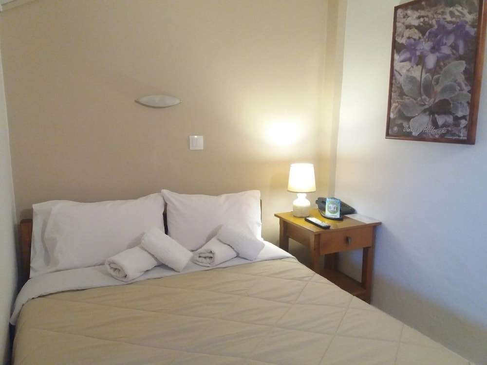 Economy Double Room - Photo 3