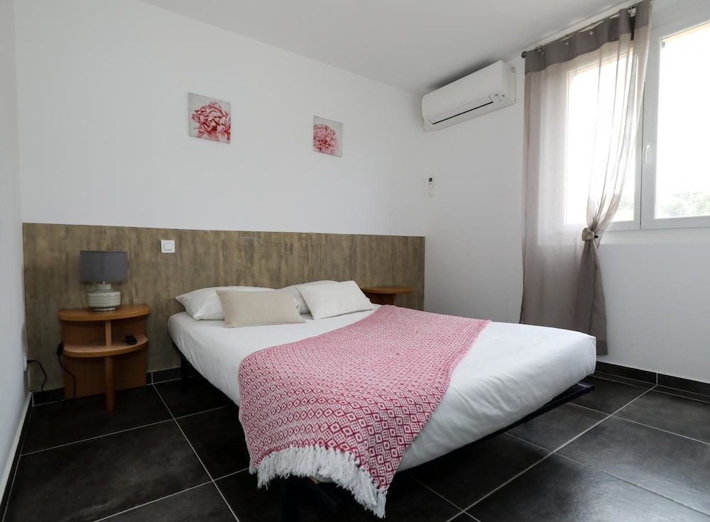 Standard Double Room - Photo 1