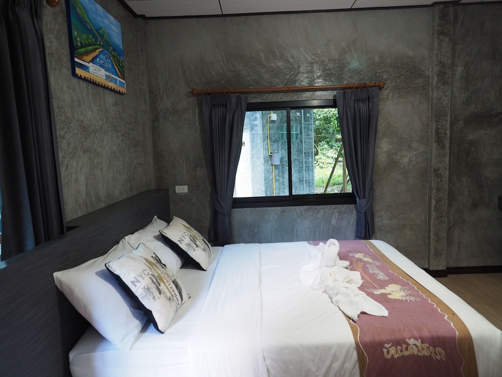 Standard Room - Photo 10