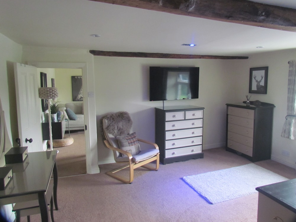 Luxury Apartment photo 3