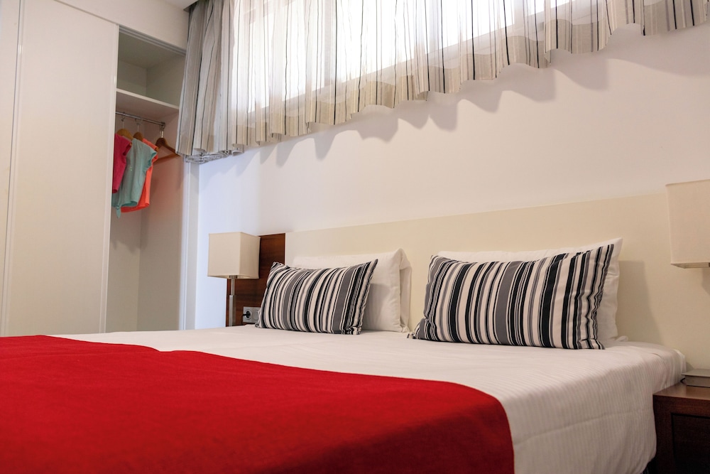 Apartamento 6 personas - 2 dormitorios - Vista a la piscina