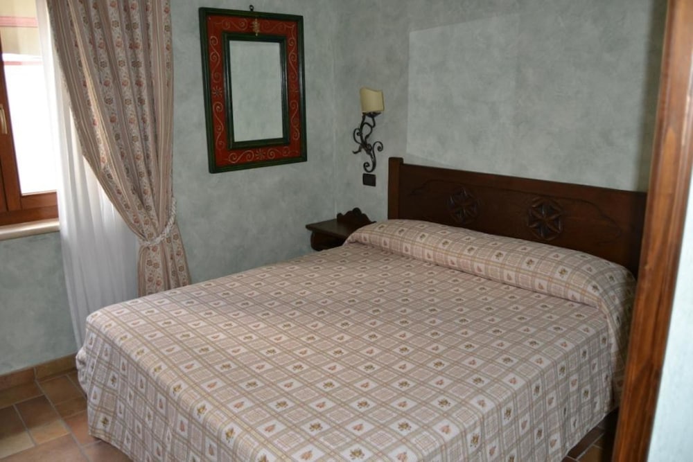 Family Room photo 1