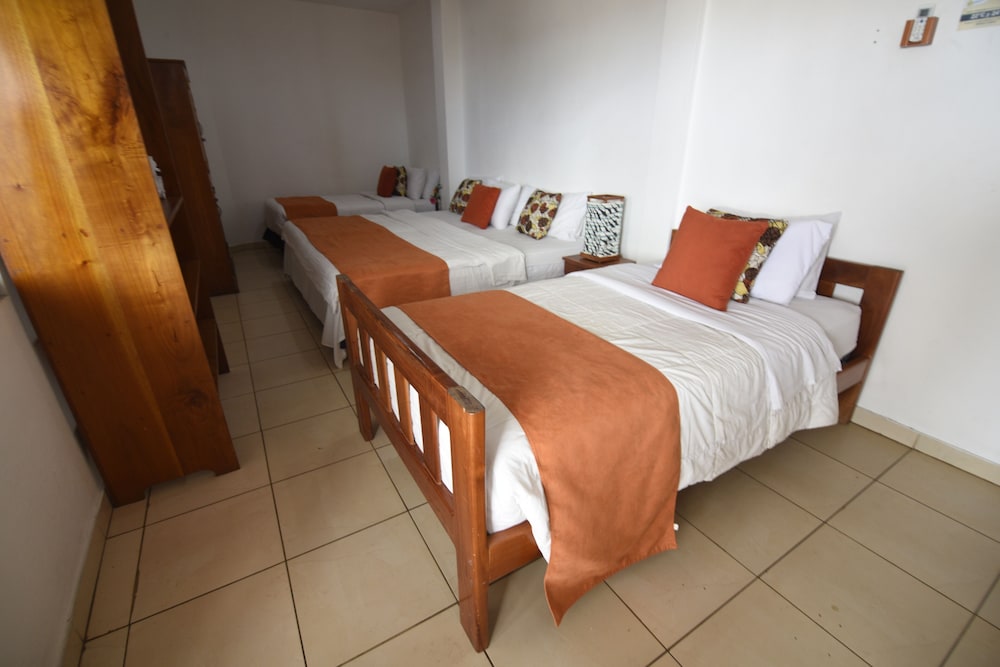 Deluxe Double Room, 1 Queen Bed, Balcony photo 2