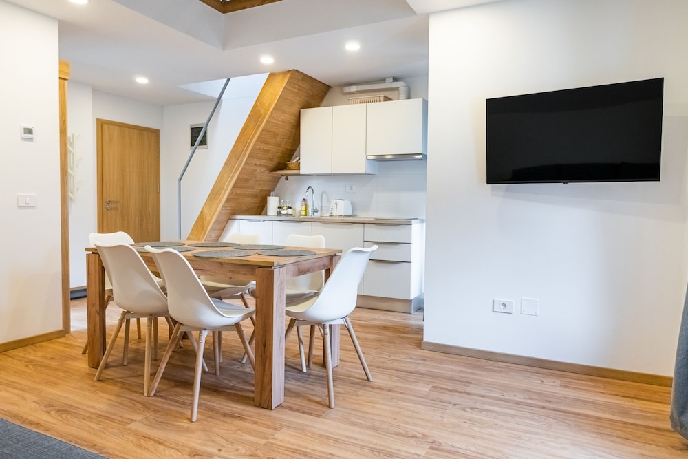 Apartment, Balcony, Mountain View (A1) - Photo 6