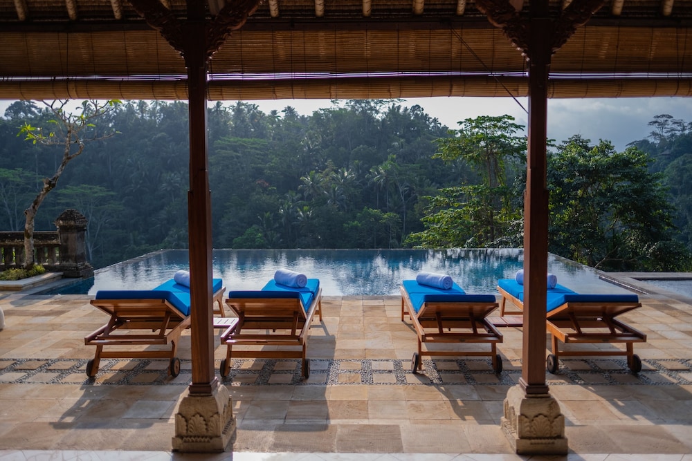 Maharani Two Bedroom Villa with Private Pool - Photo 15