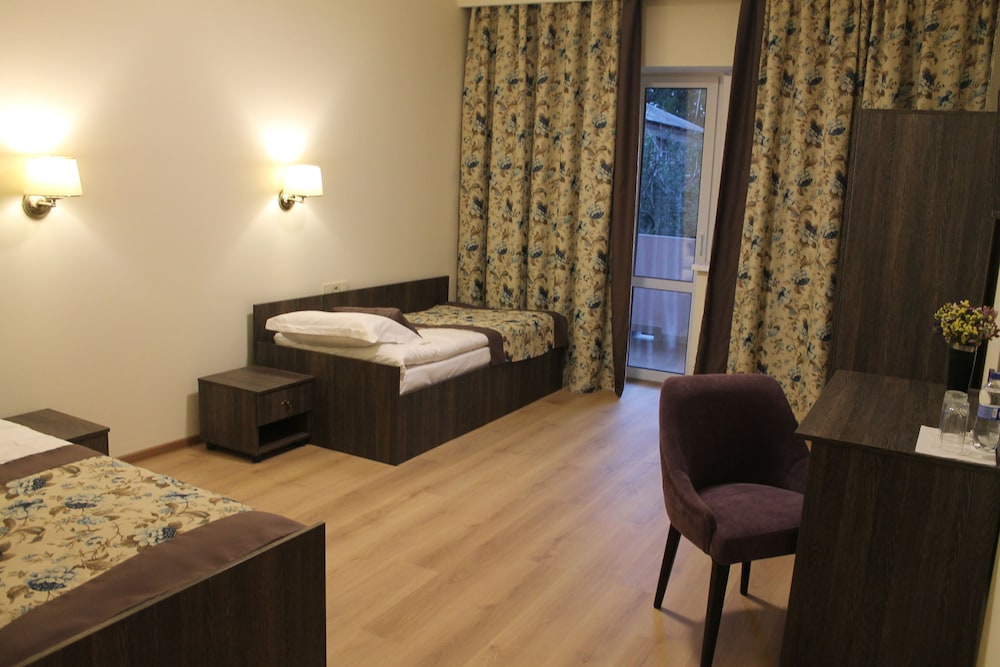Standard Twin Room photo 3