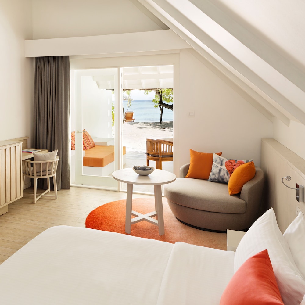Family Room, 2 Bedrooms - Photo 12