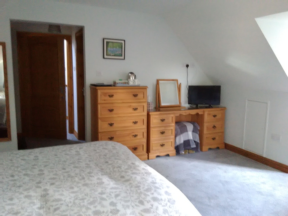 Willow Tree Room photo 2