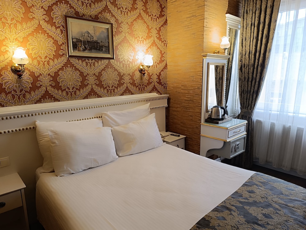 Double or Twin Room photo 1