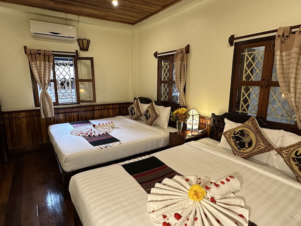 Deluxe Twin Room - Photo 16