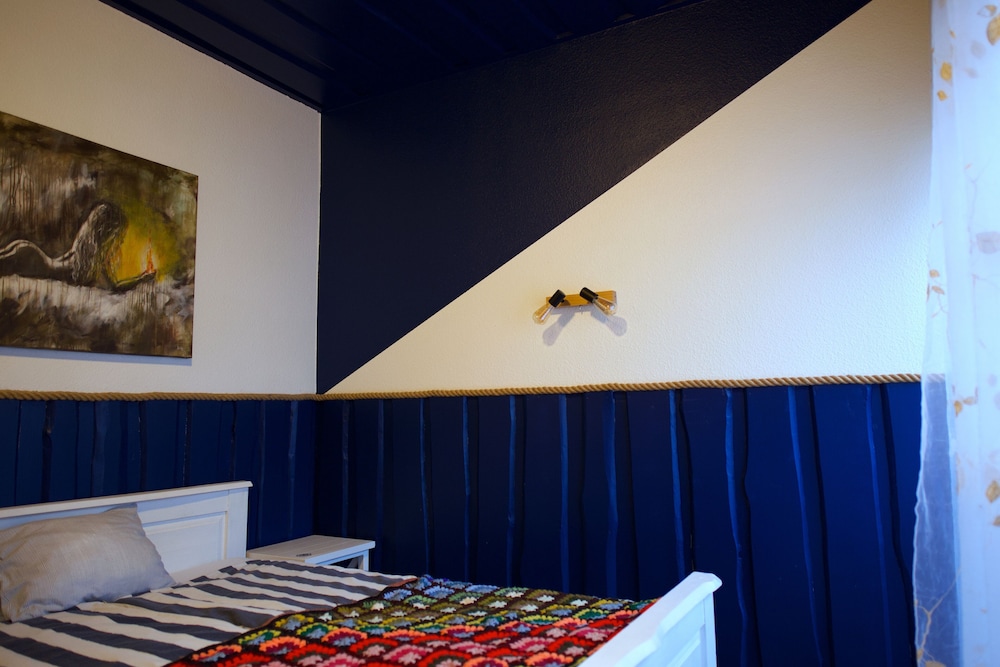 Basic Double or Twin Room, Non Smoking, Beach View