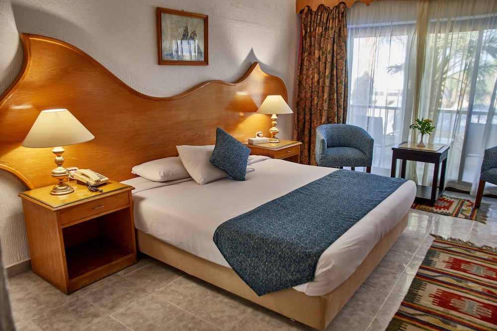 Standard Room, 1 Double Bed, Sea View photo 2