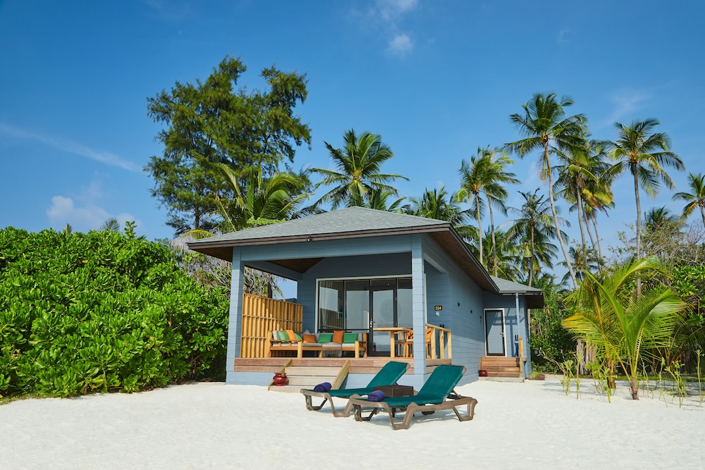 Two Bedroom Beach Villa - Photo 3