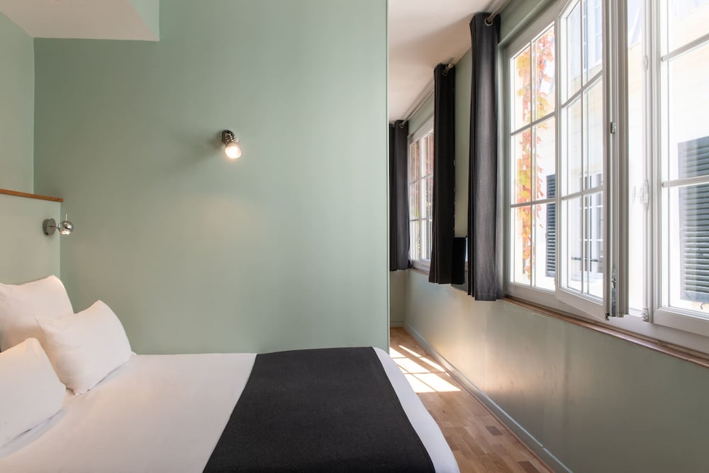 Suite, 1 Bedroom photo 2