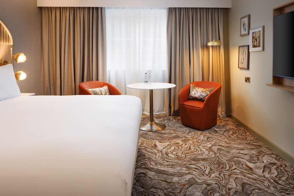 Superior Room, 1 King Bed - Photo 10