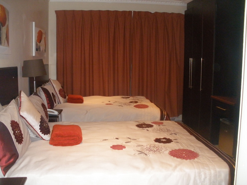 Superior Quadruple Room photo 1