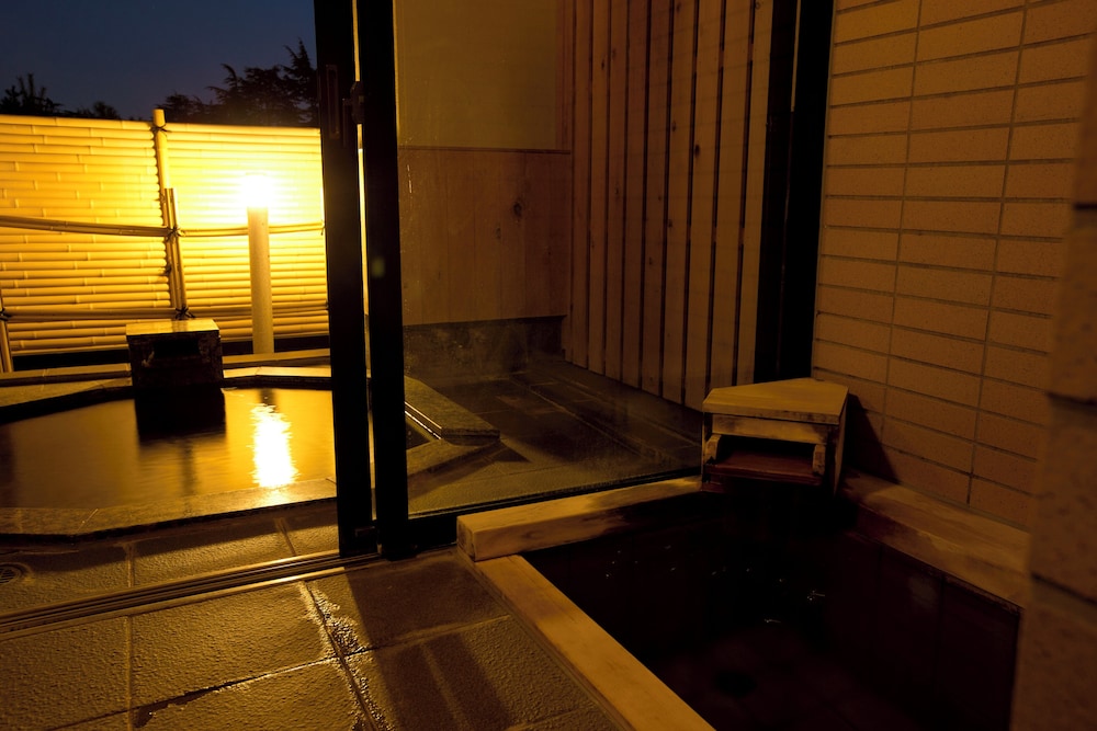 Superior Room, Non Smoking, Garden View photo 2