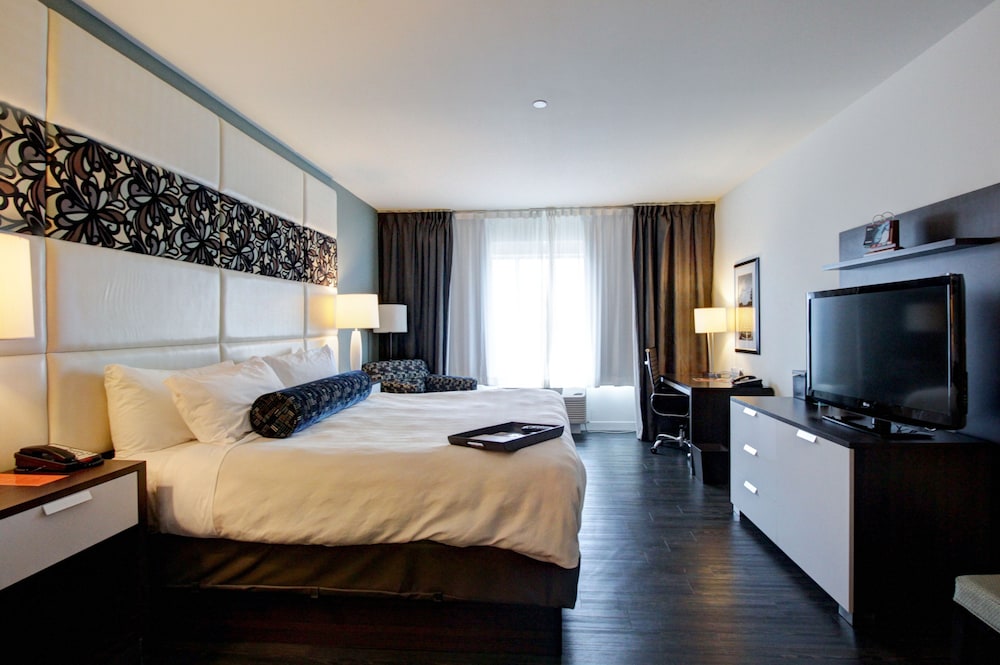 Standard Room, 1 King Bed - Photo 6