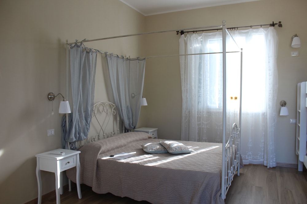 Quadruple Room, Garden View