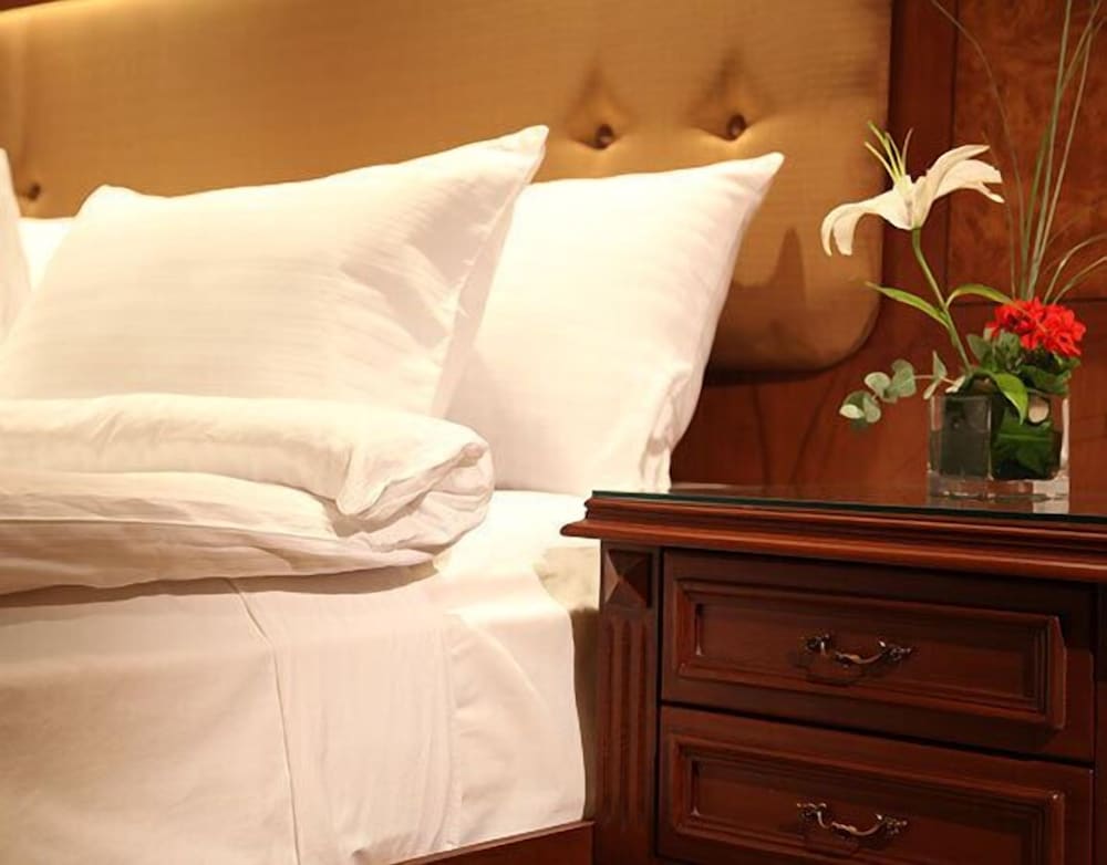 Standard Twin Room (with Extra Bed) photo 2