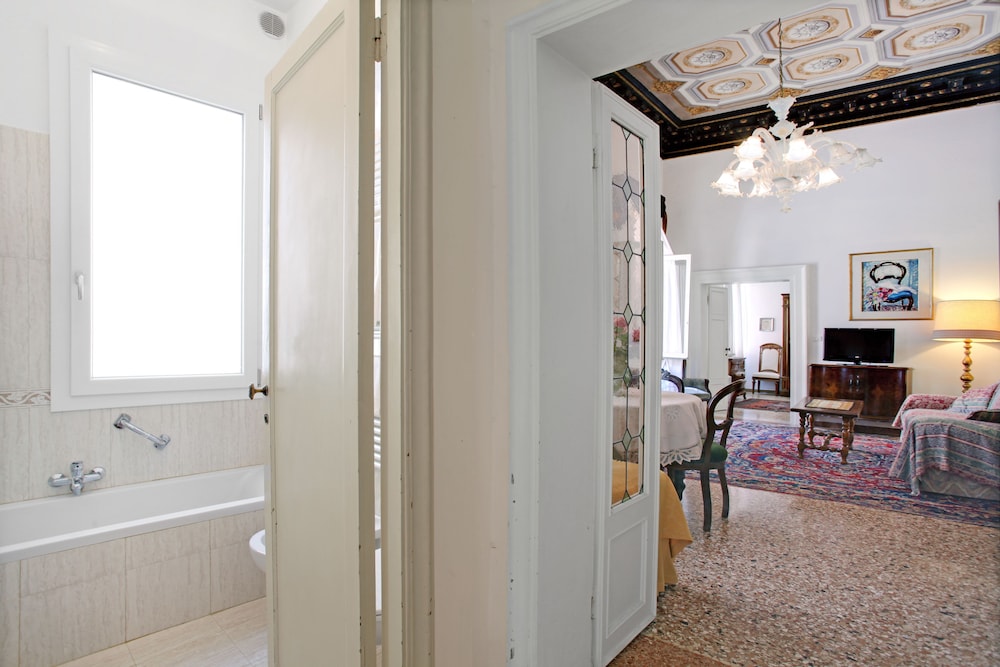 Apartment, 1 Bedroom photo 2