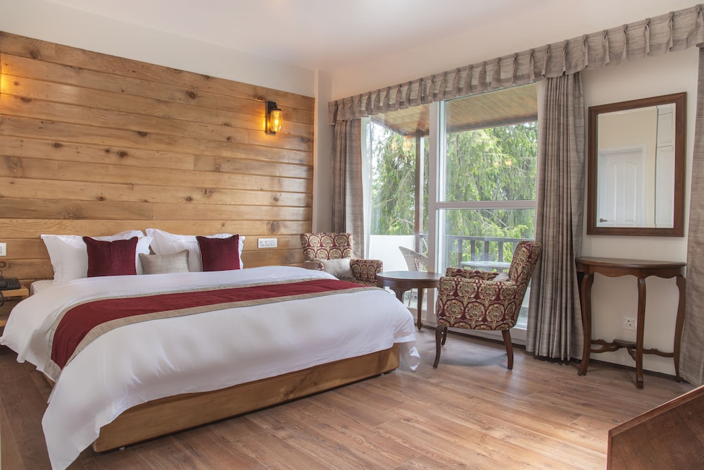 Family Quadruple Room, Balcony, Mountain View