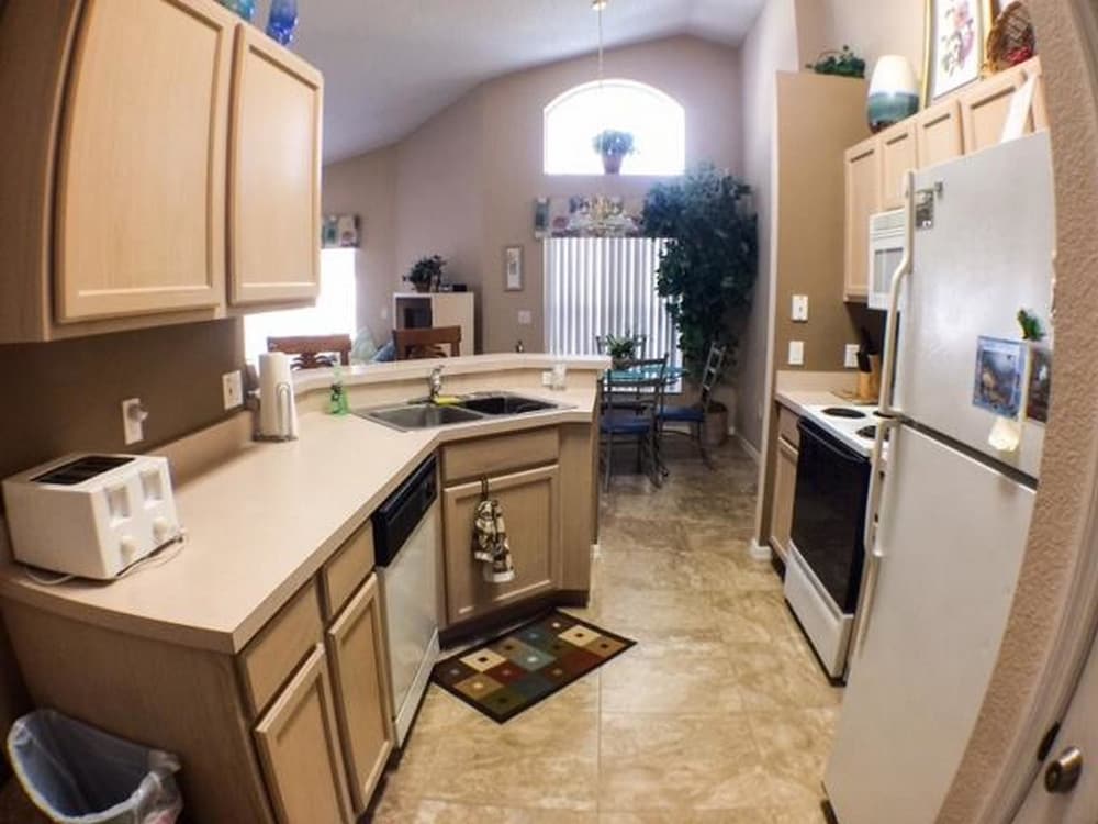 Apartment photo 3
