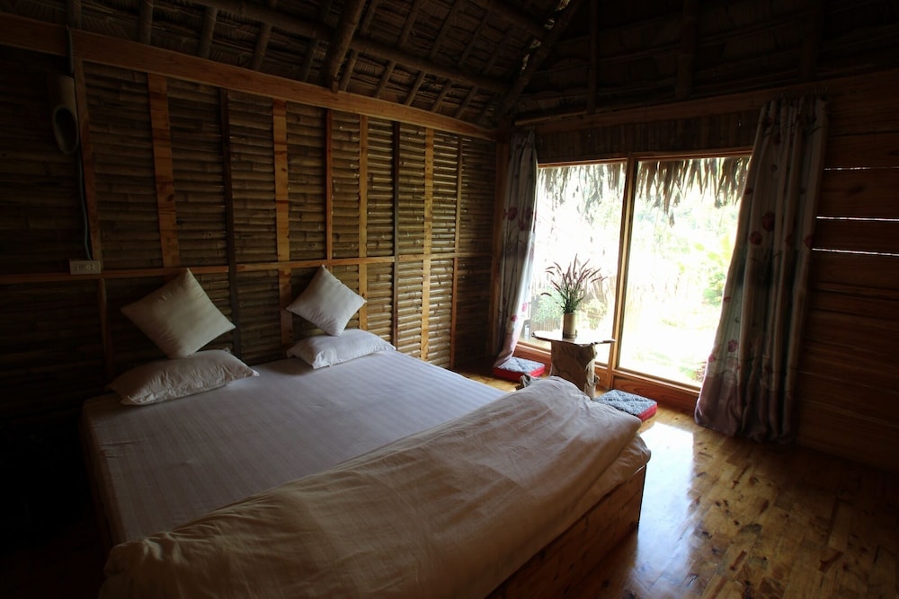 Design Bungalow, 1 King Bed, Ensuite, Valley View photo 3