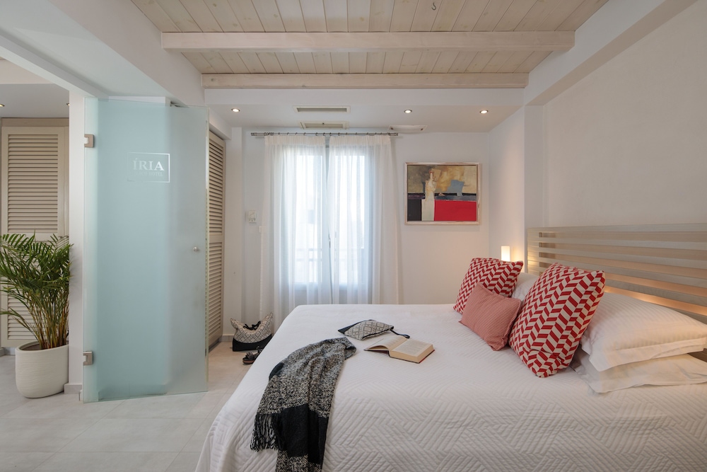 Deluxe Suite, Sea View photo 3
