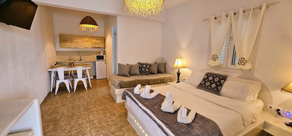 Triple Room, 1 Bedroom