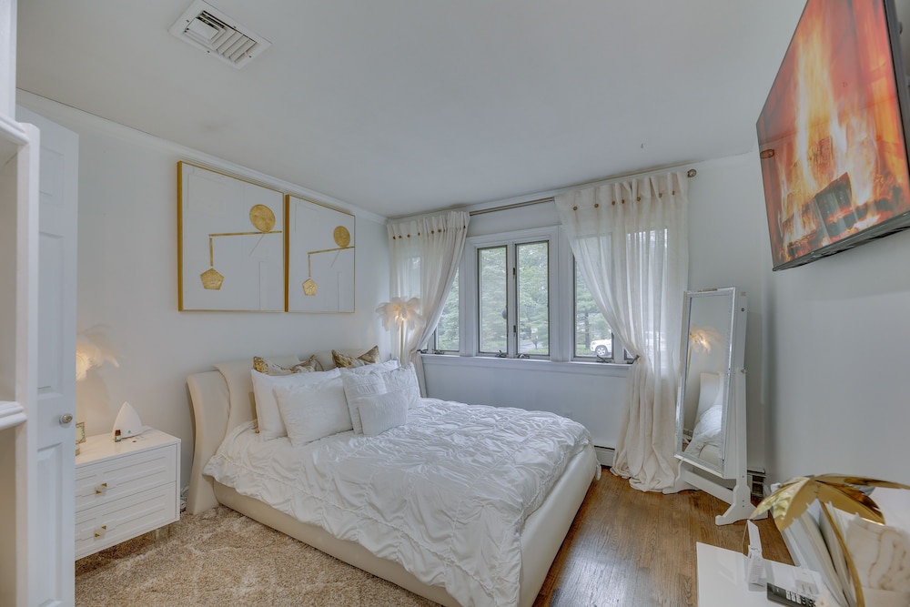 House (4 Bedrooms) photo 1