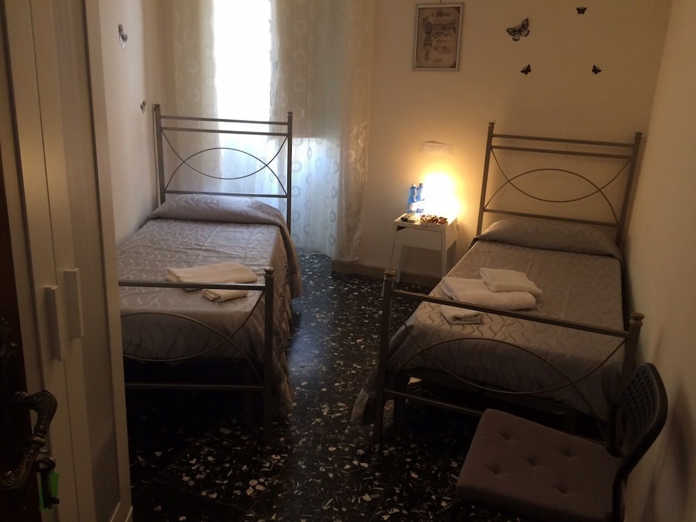 Comfort Twin Room, 2 Twin Beds, Private Bathroom (External)
