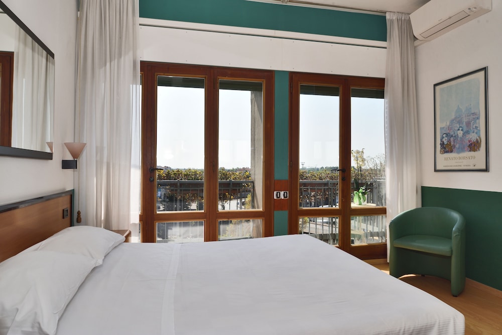 Comfort Quadruple Room photo 1