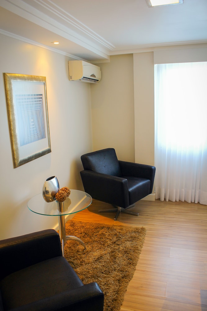 Suite, Jetted Tub photo 3