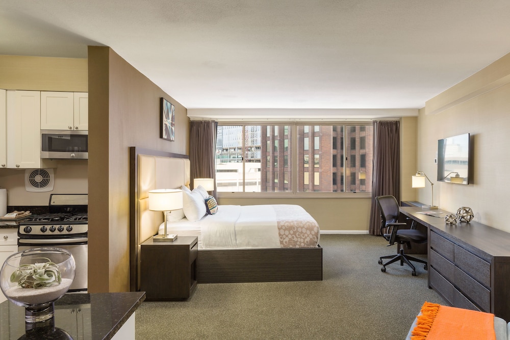 Studio Suite, 1 King Bed - Photo 3