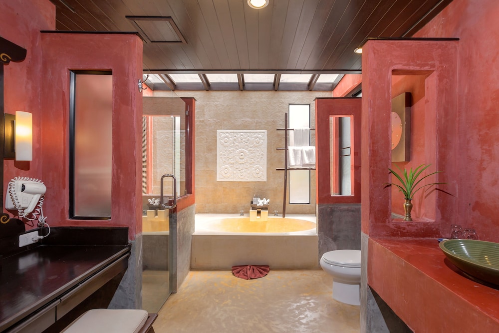 Villa, Pool Access - Photo 4