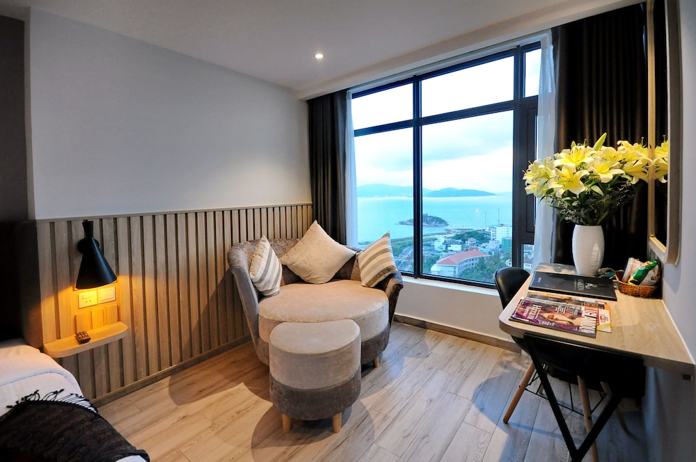 Deluxe Room, Sea View - Photo 14