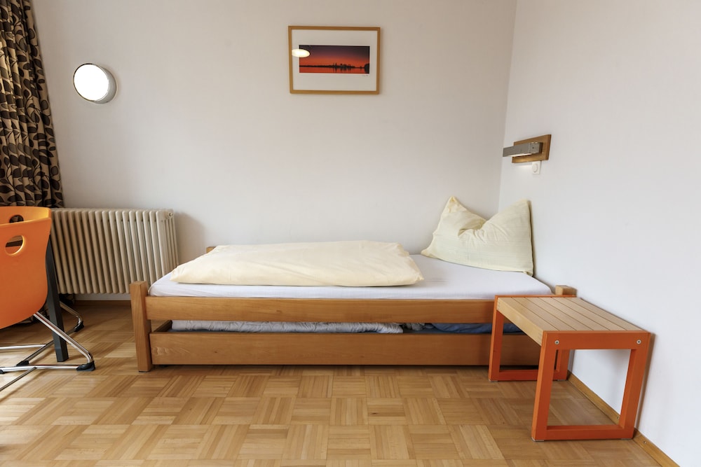 Single Room photo 2