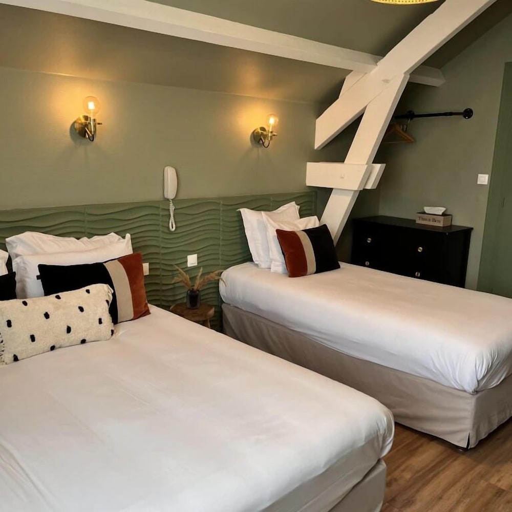 Classic Triple Room - Photo 2