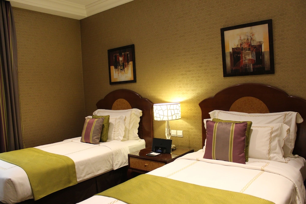 Deluxe Room, 2 Twin Beds - Photo 3