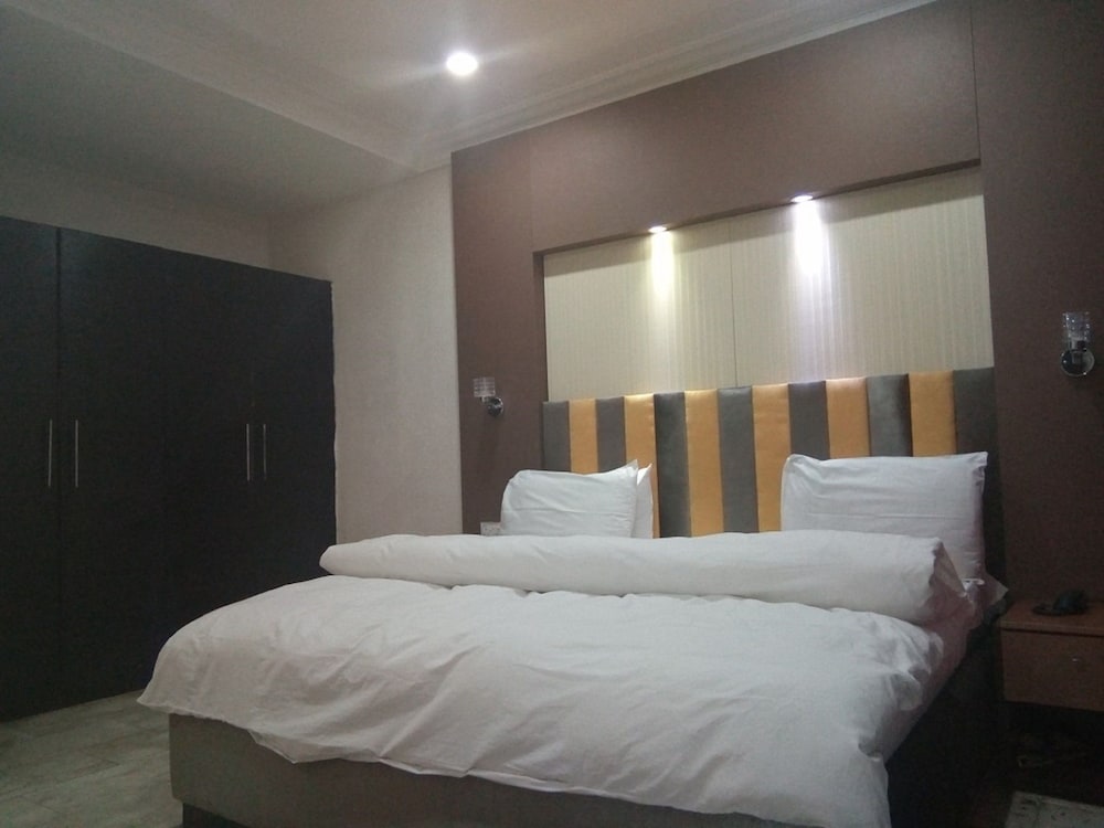 Luxury Room