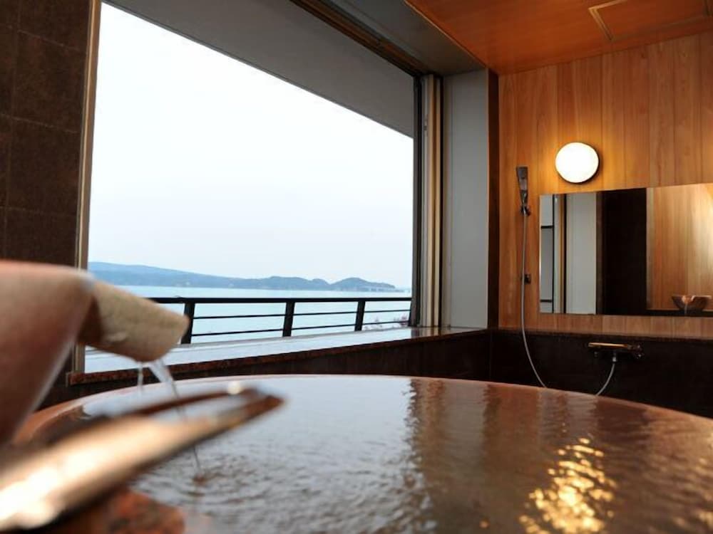 Japanese-Style Room with Ocean View and Open-Air Bath、Non Smoking photo 2